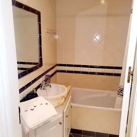 Enjoy Beloura! Апартаменты Синтра